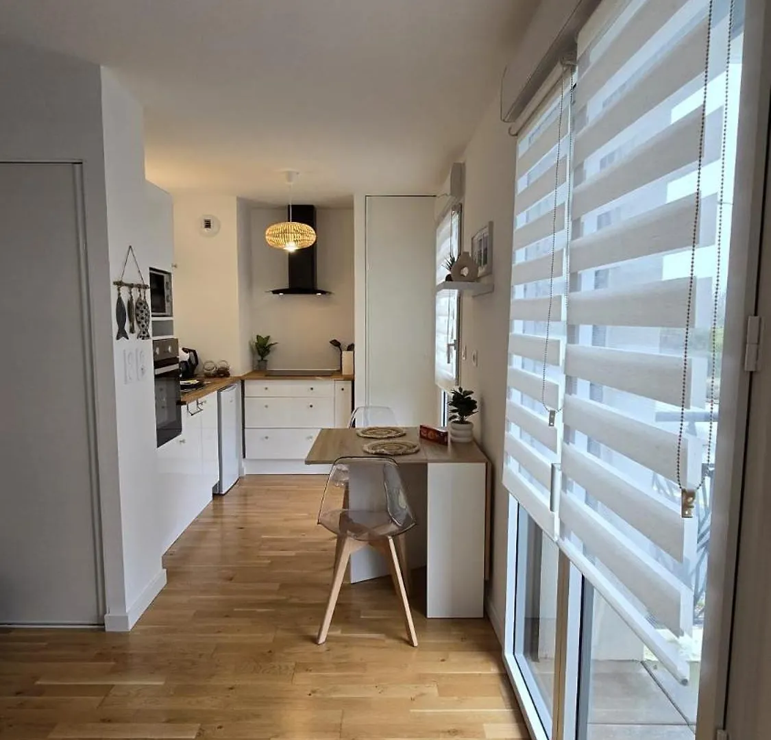 Vacances O Kastel - Studio Centre Ville Proche De La Mer Fouesnant Apartman